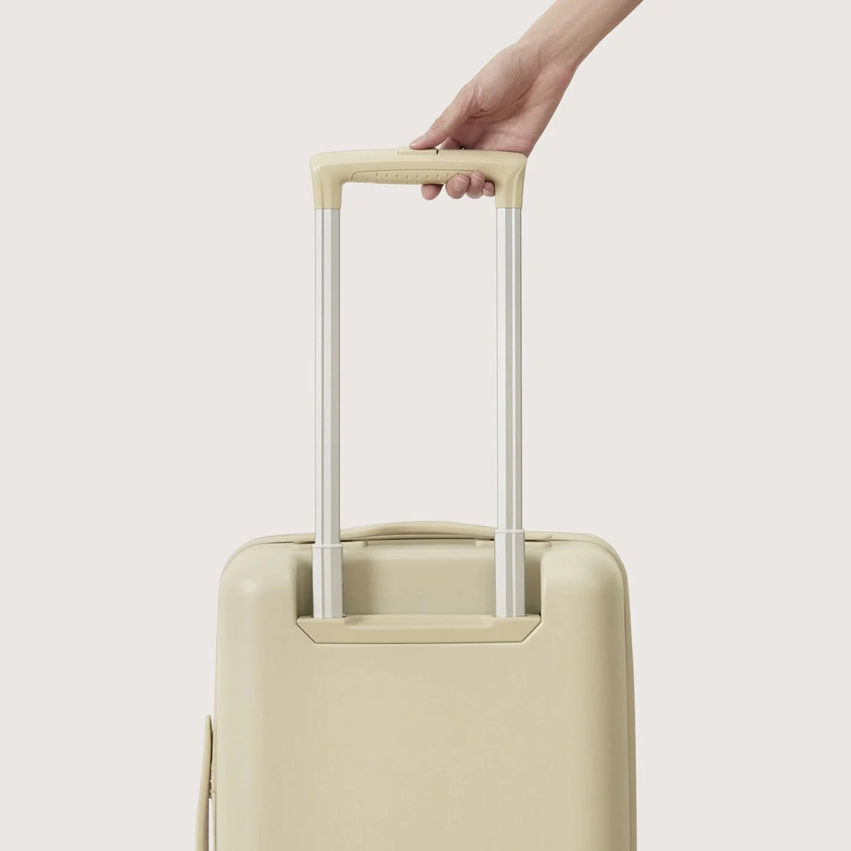 (FREE GIFT) Getaway 19" Carry-On