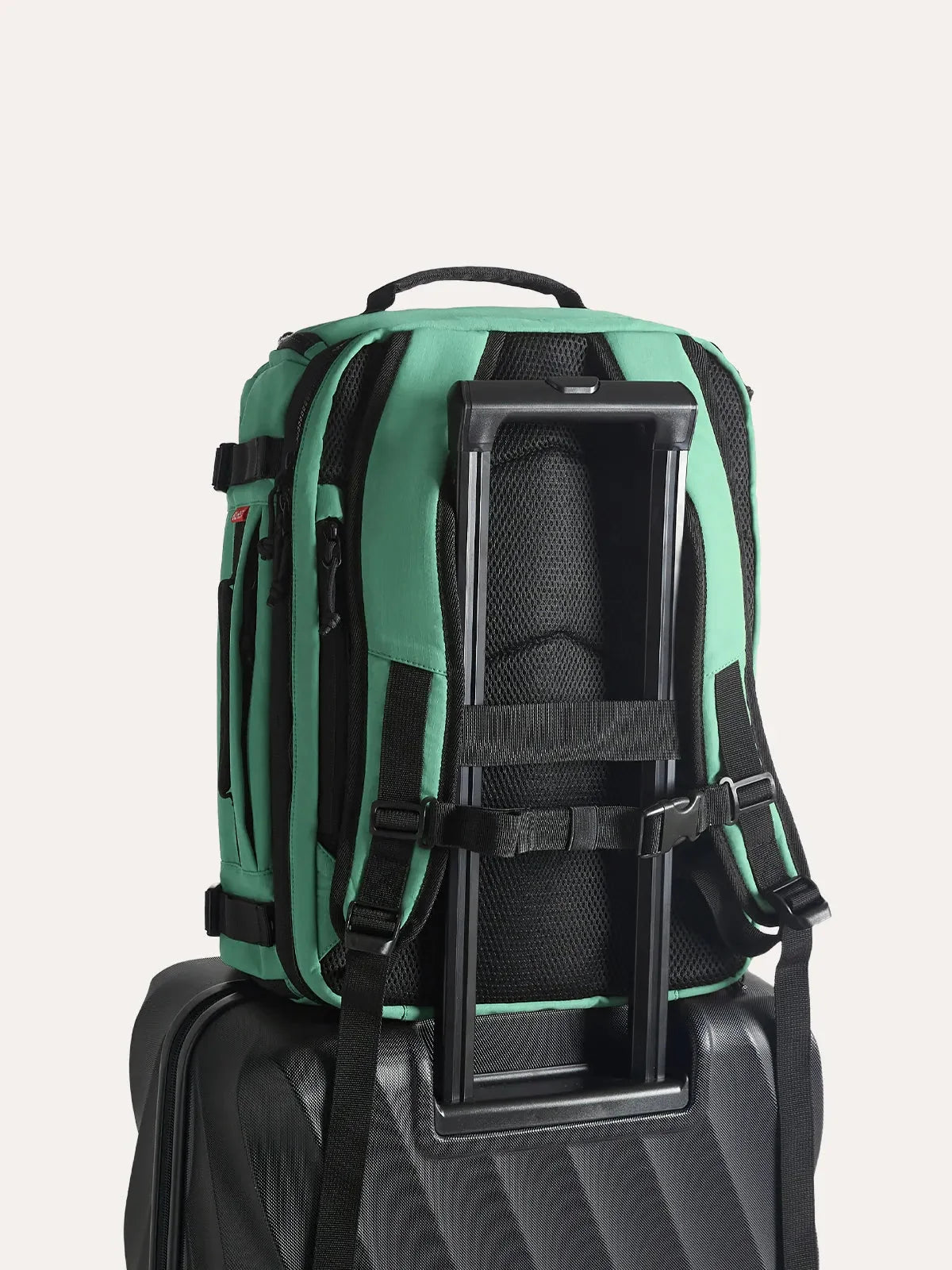 Blast 38L Mesh Travel Backpack