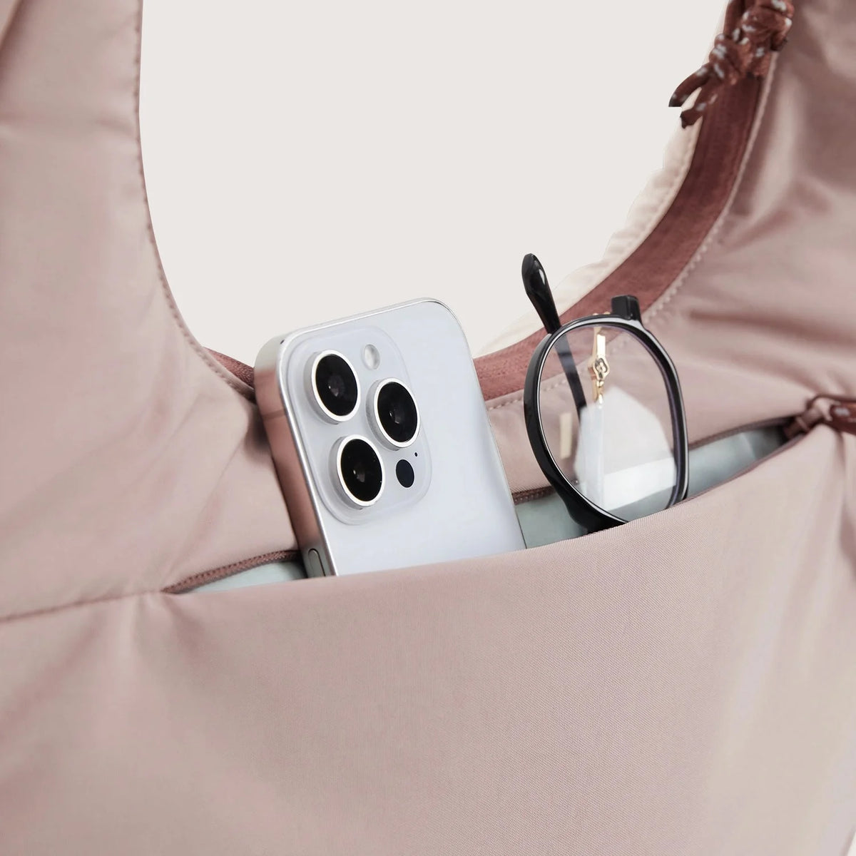 (FREE GIFT) Crush Hobo Bag