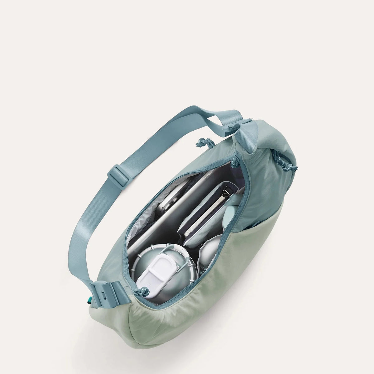 (FREE GIFT) Crush Hobo Bag
