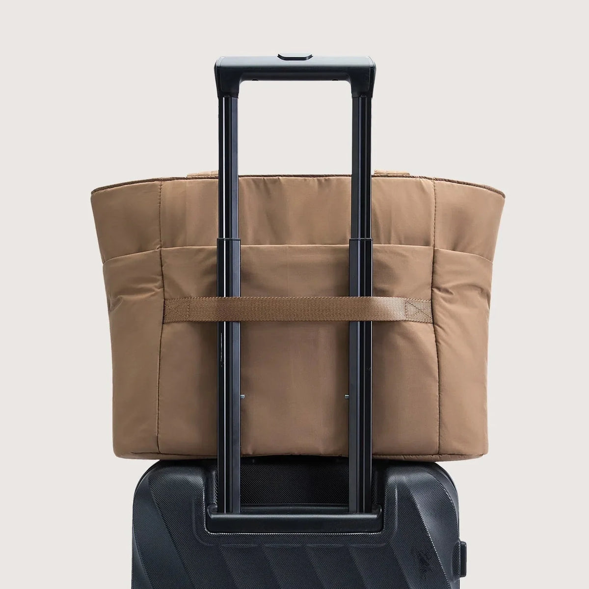 (FREE GIFT) Puffy Tote Bag
